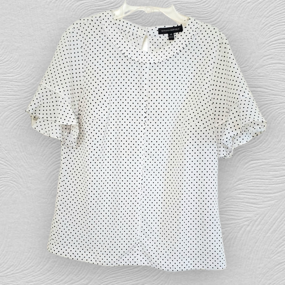 Banana Republic polka dot blouse, size XS with frilly sleeves